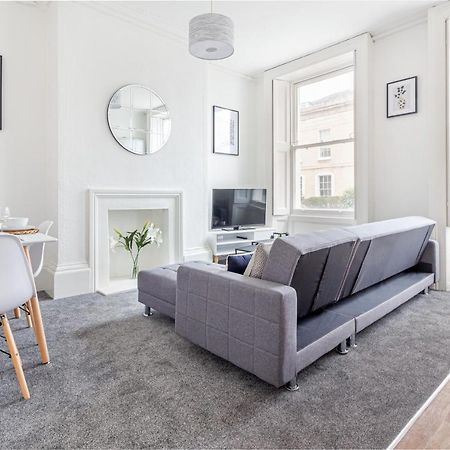 Host & Stay - Montpellier Villa Apartment 切尔滕纳姆 外观 照片