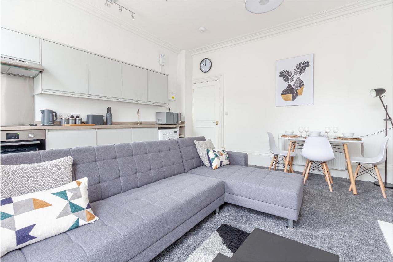 Host & Stay - Montpellier Villa Apartment 切尔滕纳姆 外观 照片