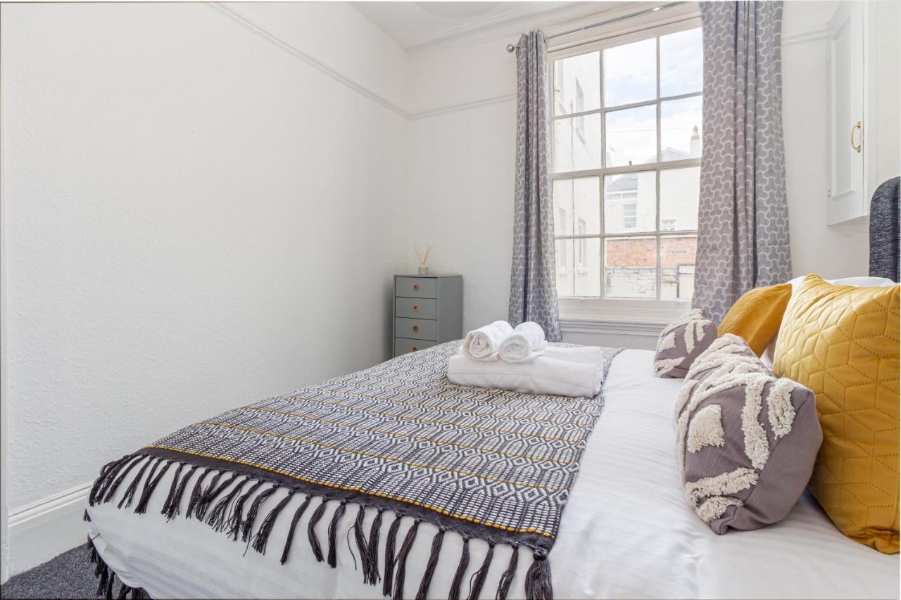 Host & Stay - Montpellier Villa Apartment 切尔滕纳姆 外观 照片