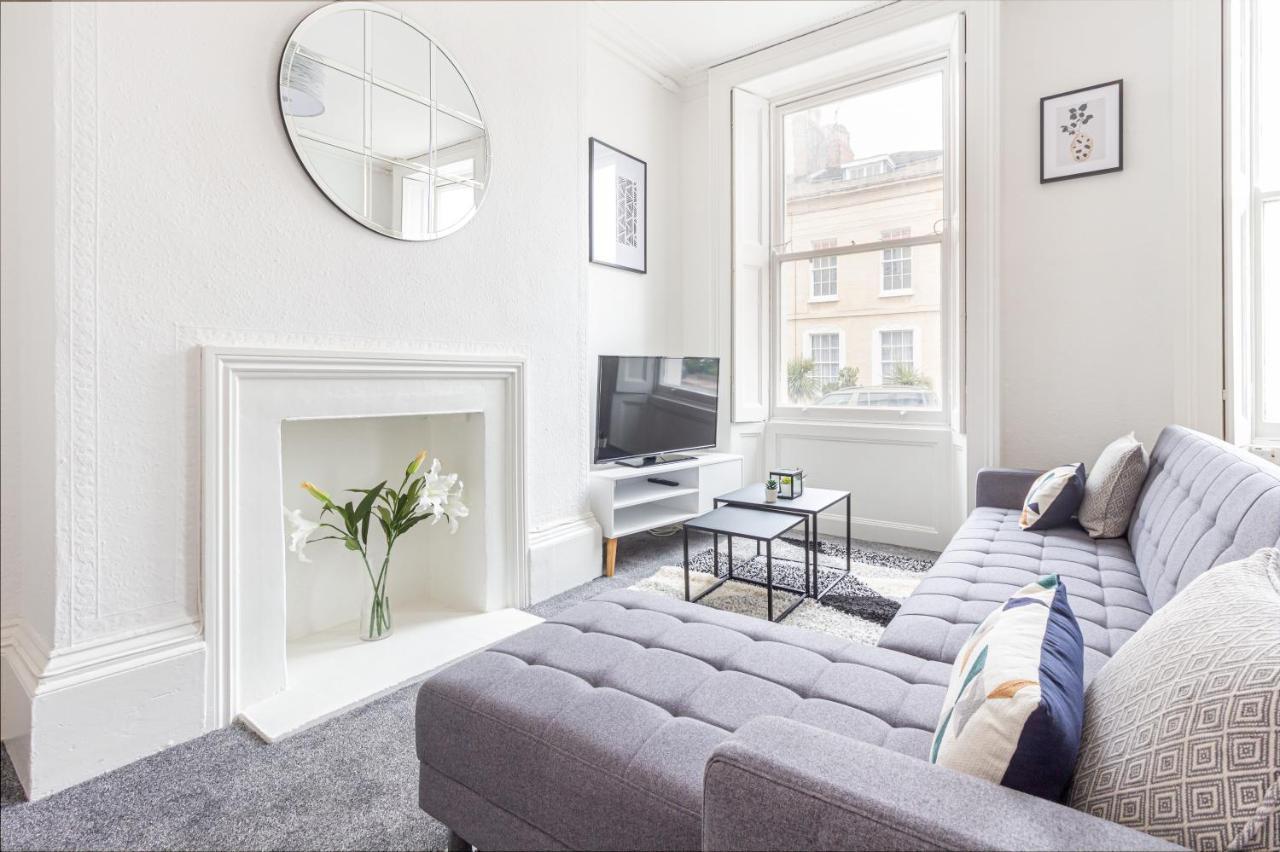 Host & Stay - Montpellier Villa Apartment 切尔滕纳姆 外观 照片