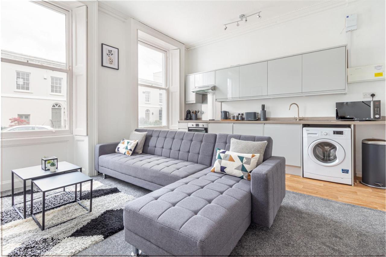 Host & Stay - Montpellier Villa Apartment 切尔滕纳姆 外观 照片